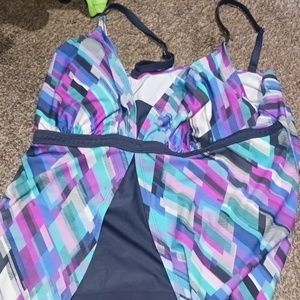 Swim top only 3x